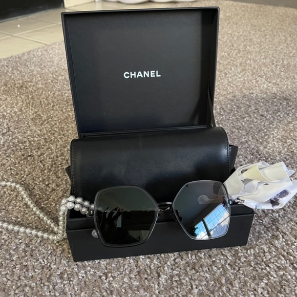 Chanel Butterfly Sunglasses Black